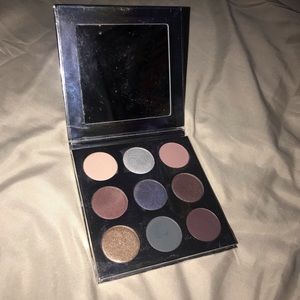 Kylie Cosmetics Holiday Palette